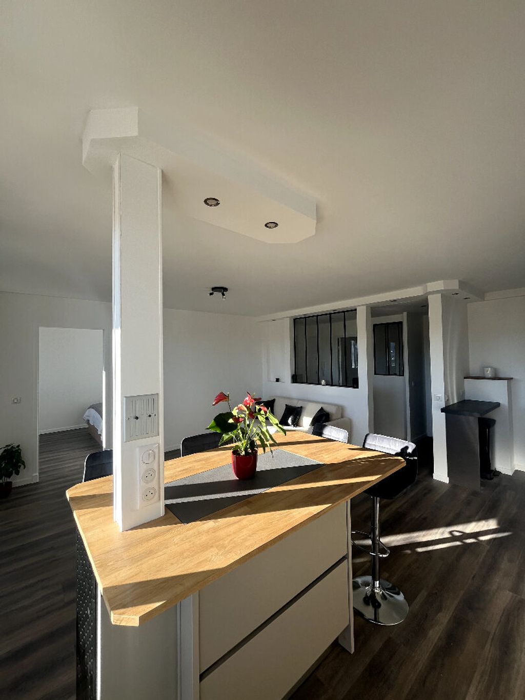 Achat appartement à vendre 2 pièces 57 m² - Vallauris