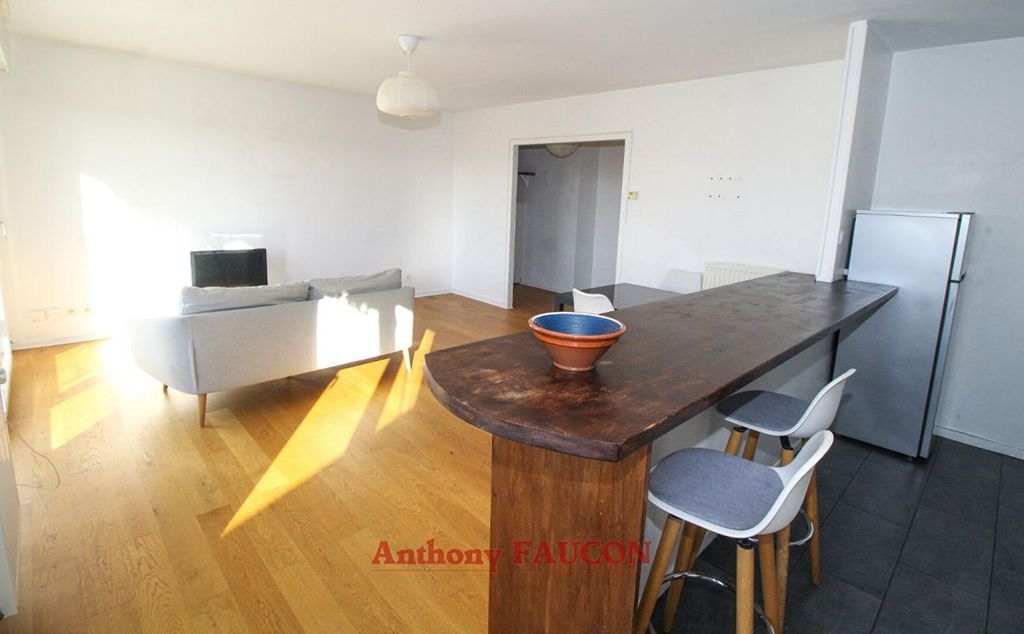 Achat appartement à vendre 3 pièces 65 m² - La Roche-sur-Yon