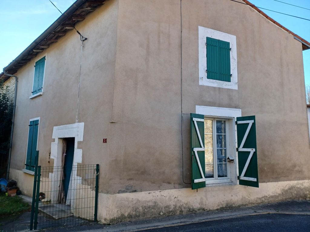 Achat maison à vendre 2 chambres 56 m² - Aigre