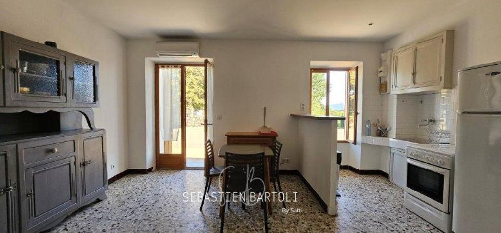 Achat appartement à vendre 3 pièces 46 m² - Porto-Vecchio