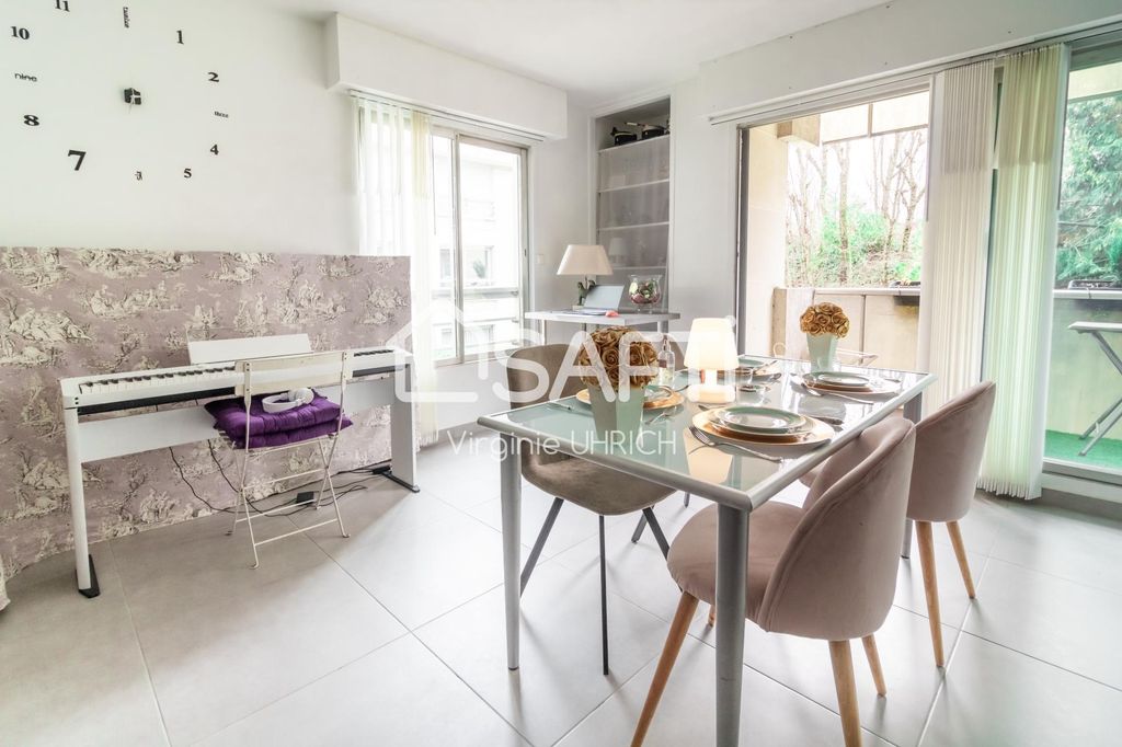 Achat appartement à vendre 3 pièces 76 m² - Versailles