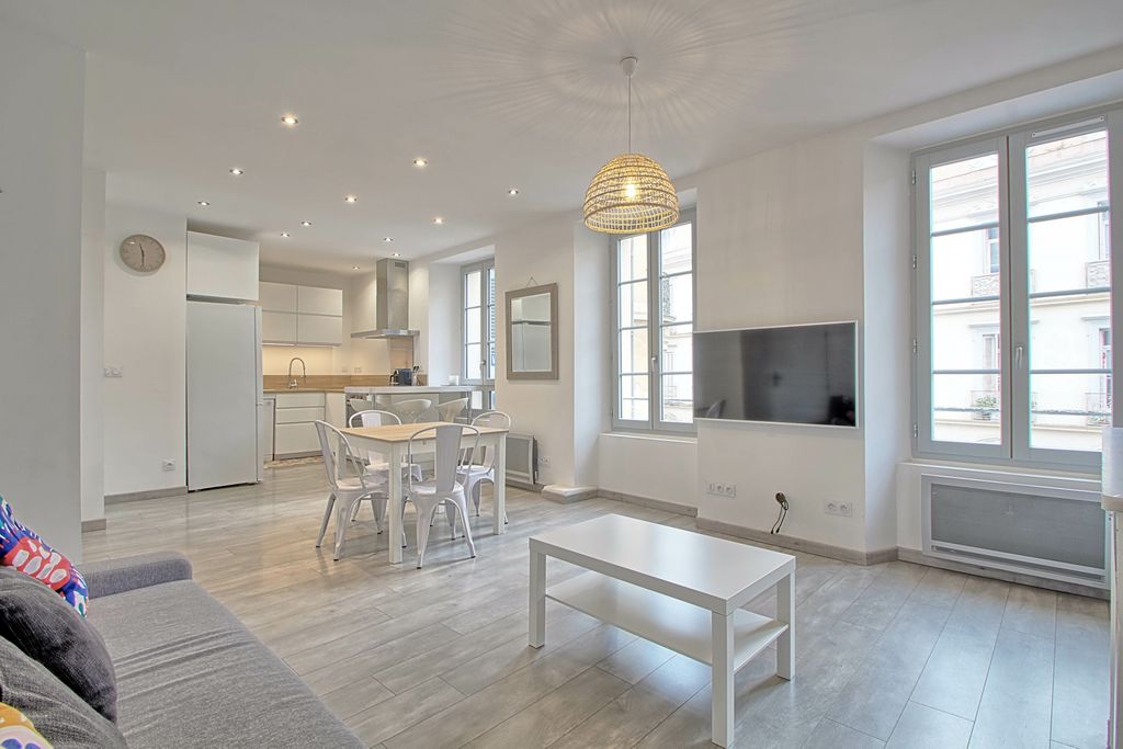 Achat appartement à vendre 3 pièces 54 m² - Hyères