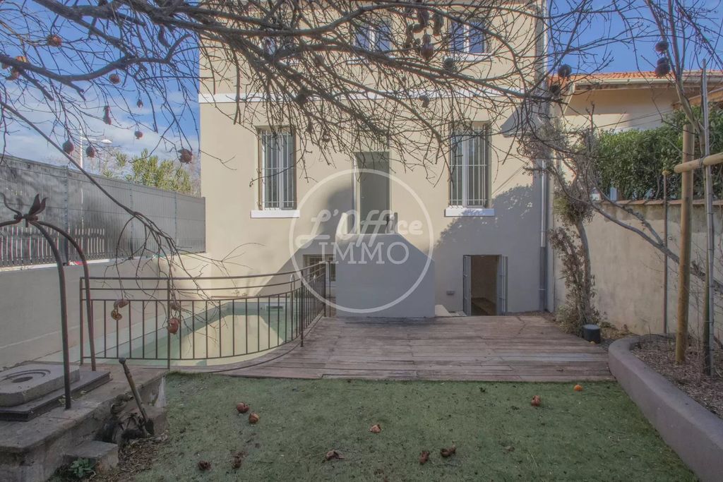 Achat maison à vendre 2 chambres 125 m² - Toulon