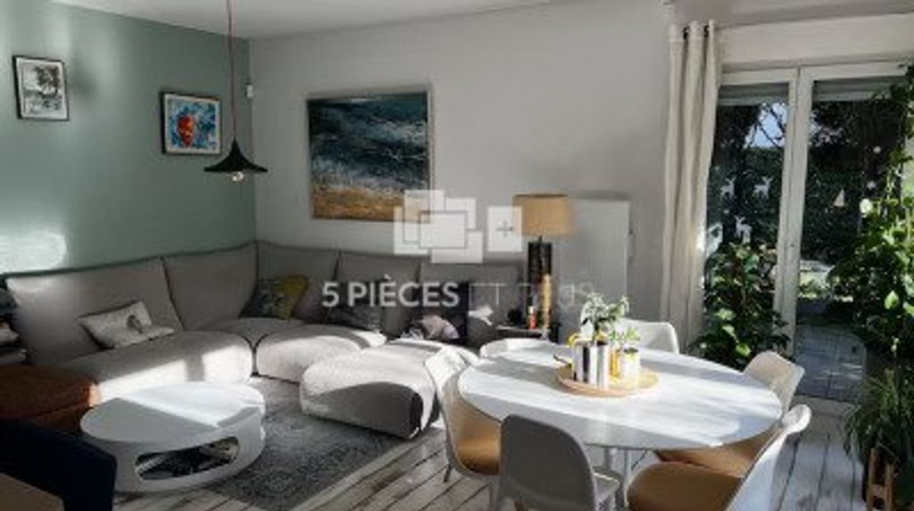 Achat appartement à vendre 4 pièces 91 m² - Puteaux