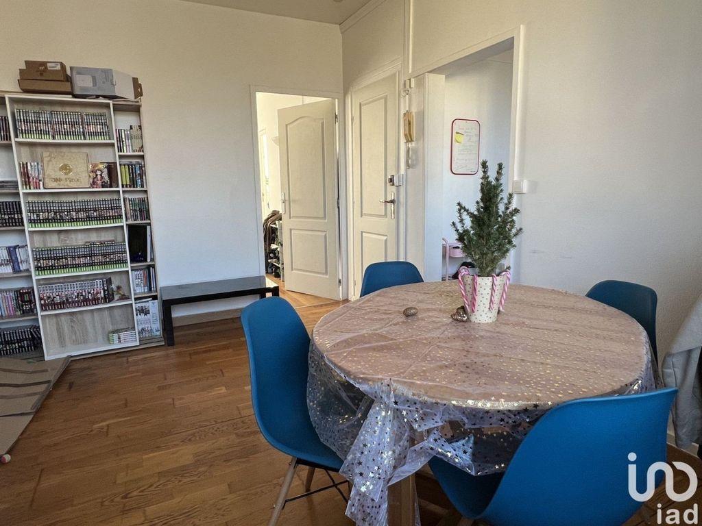 Achat appartement à vendre 8 pièces 135 m² - Saint-Cyr-sur-Loire