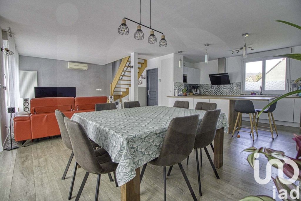 Achat maison à vendre 4 chambres 140 m² - Aubergenville