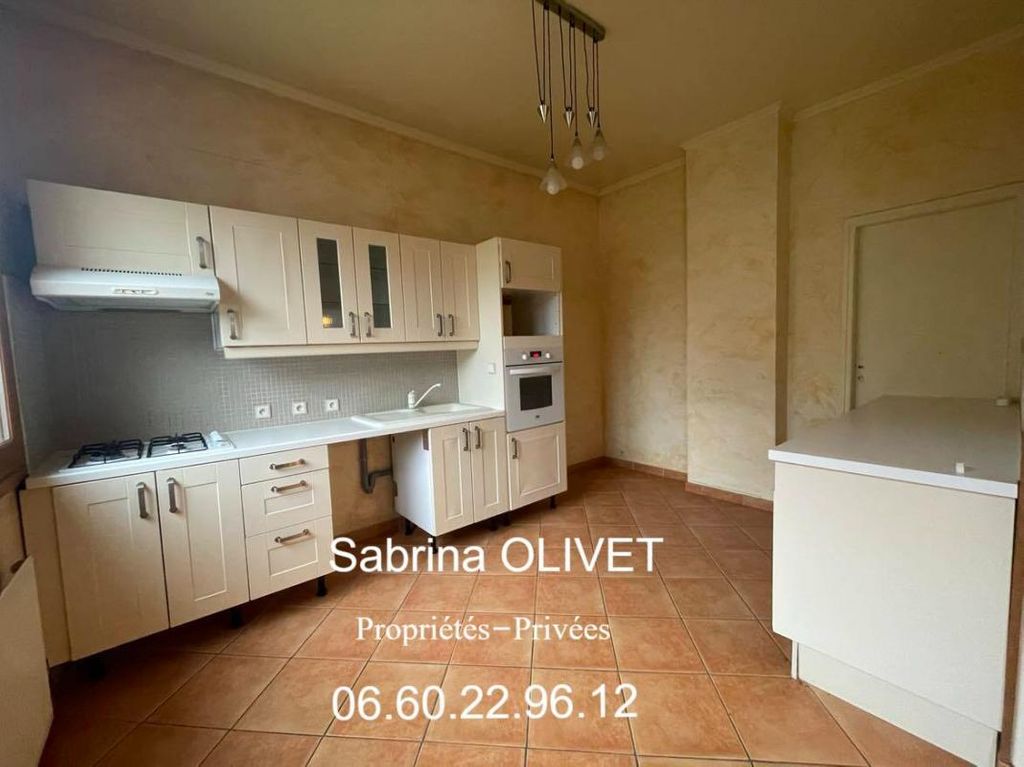 Achat maison à vendre 6 chambres 142 m² - Saint-Étienne-du-Rouvray