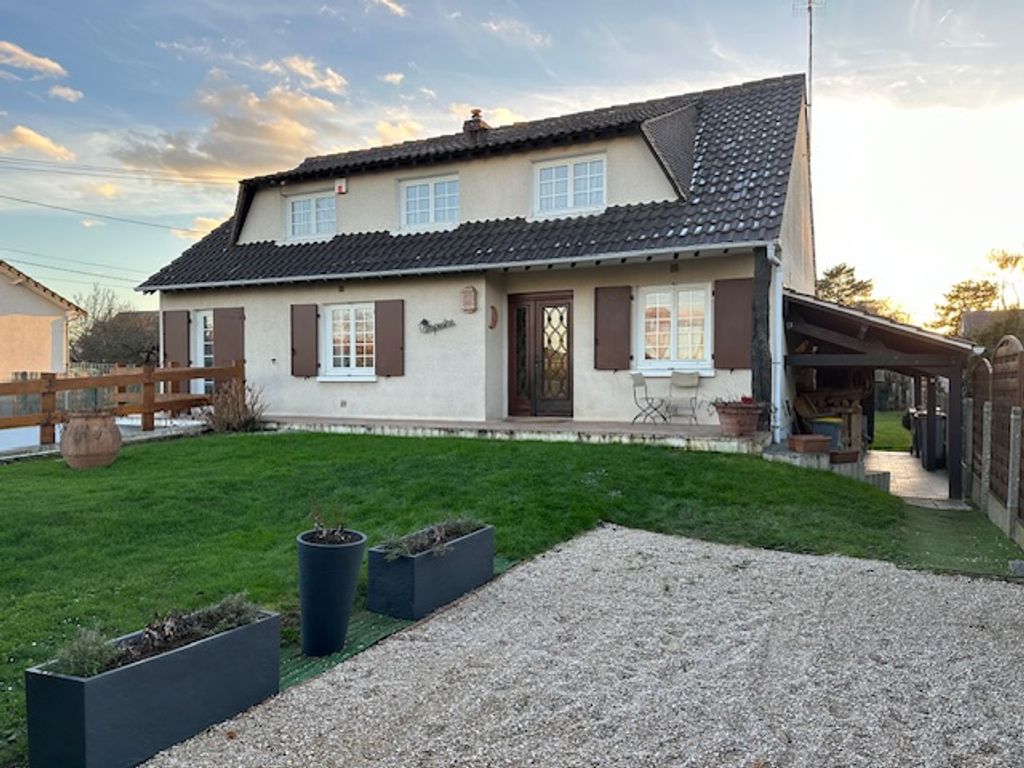 Achat maison à vendre 4 chambres 157 m² - Vaux-le-Pénil