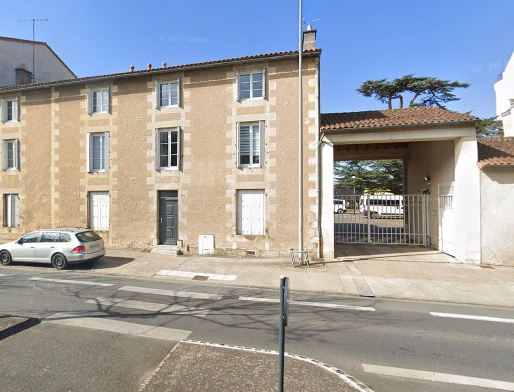 Achat appartement à vendre 5 pièces 85 m² - Poitiers