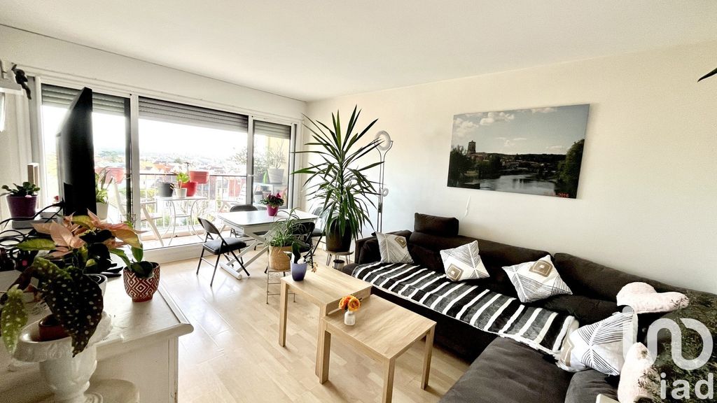 Achat appartement à vendre 3 pièces 61 m² - Chennevières-sur-Marne
