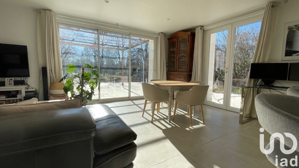 Achat maison à vendre 3 chambres 180 m² - Aix-en-Provence