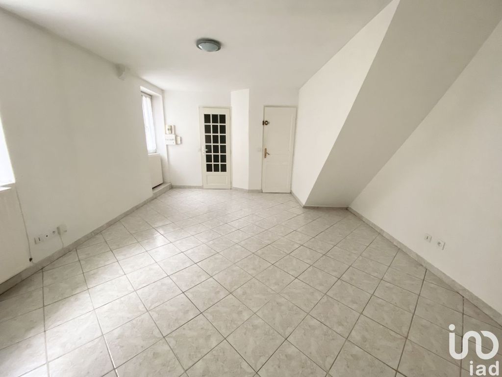 Achat appartement à vendre 2 pièces 35 m² - Saint-Fargeau-Ponthierry