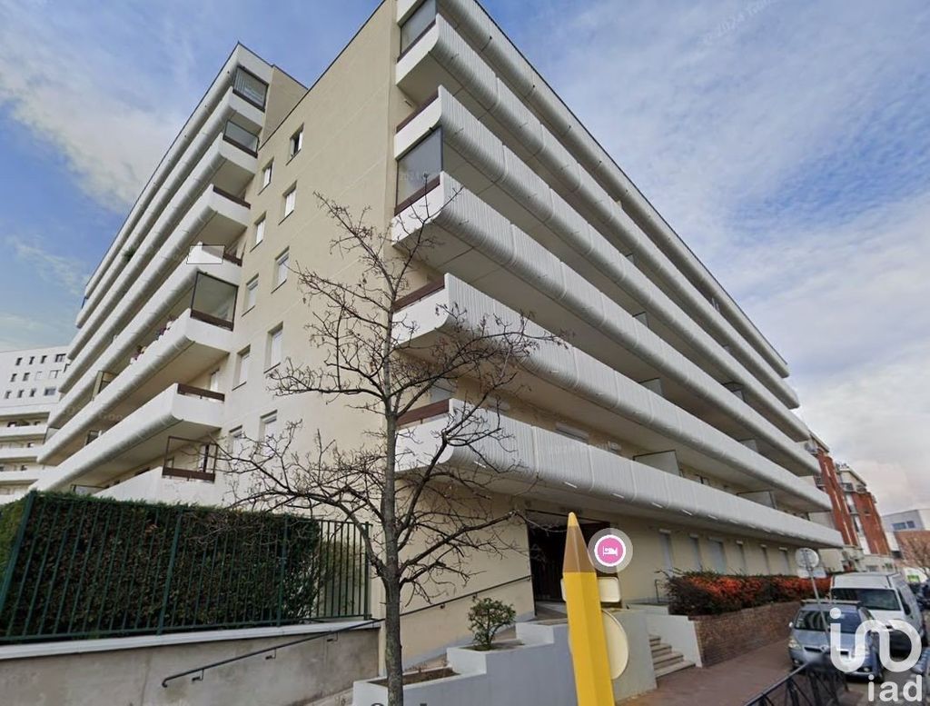 Achat appartement à vendre 4 pièces 75 m² - La Courneuve