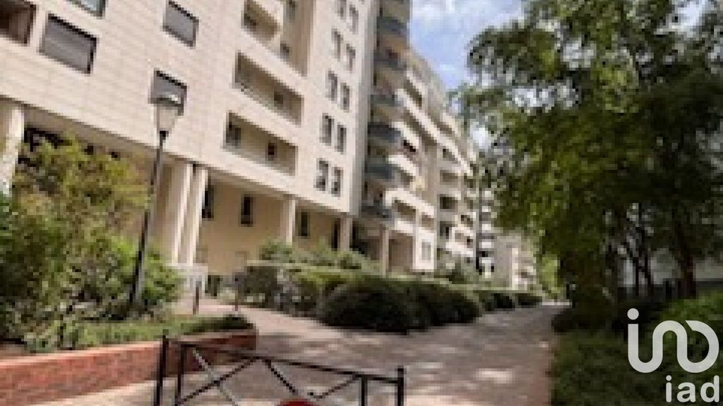 Achat appartement à vendre 3 pièces 65 m² - Courbevoie