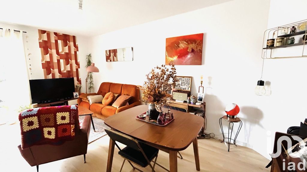 Achat appartement à vendre 2 pièces 48 m² - Gratentour