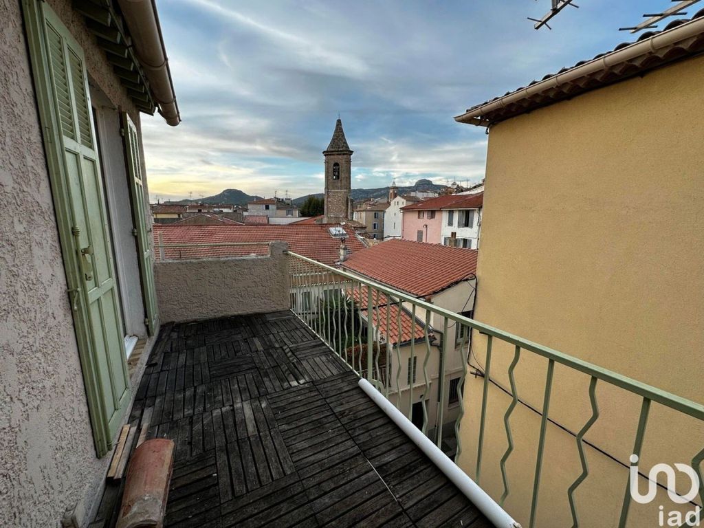 Achat appartement à vendre 8 pièces 78 m² - Aubagne