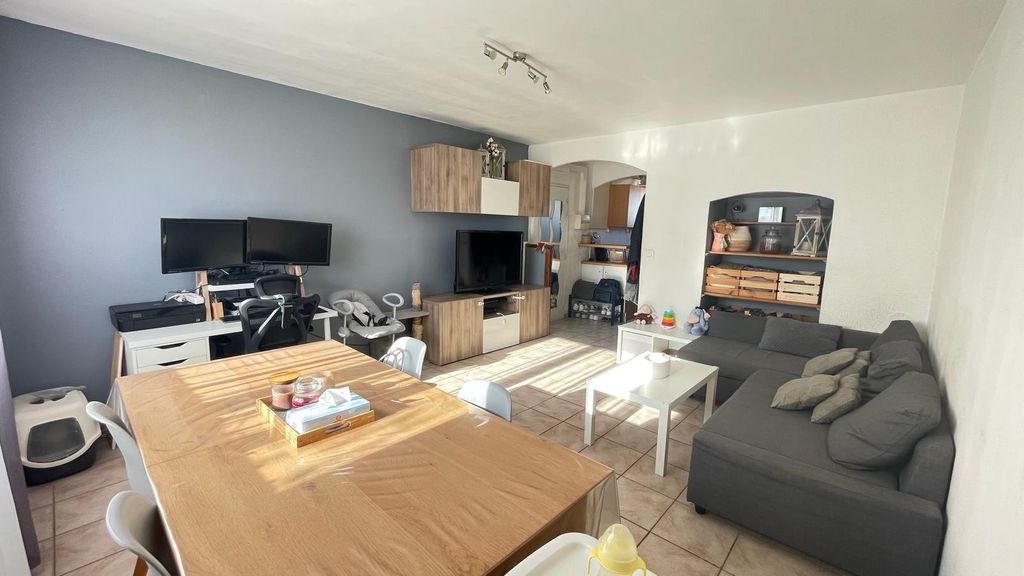 Achat appartement à vendre 3 pièces 60 m² - Marignane