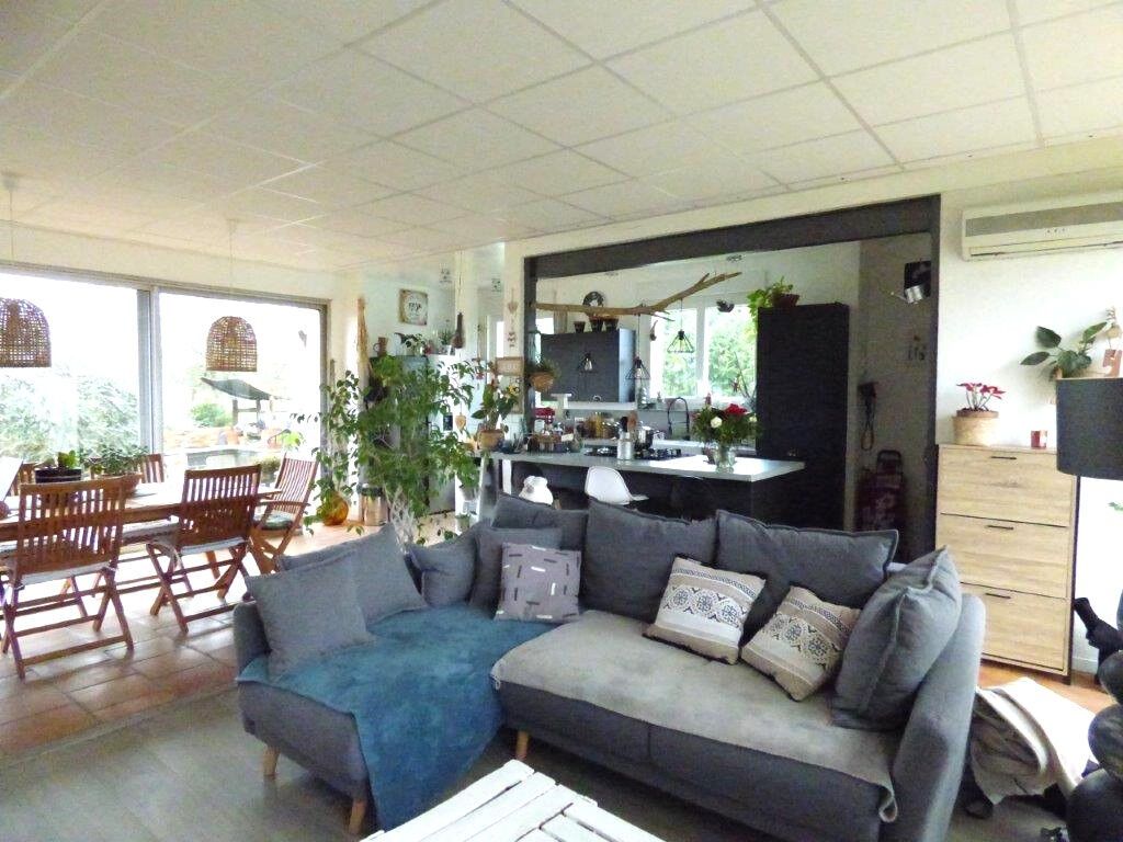 Achat maison à vendre 4 chambres 134 m² - Fay-aux-Loges