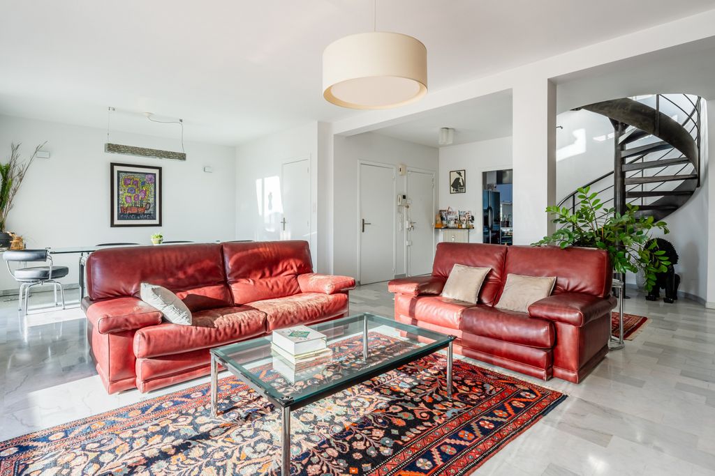 Achat duplex à vendre 6 pièces 126 m² - Marseille 9ème arrondissement