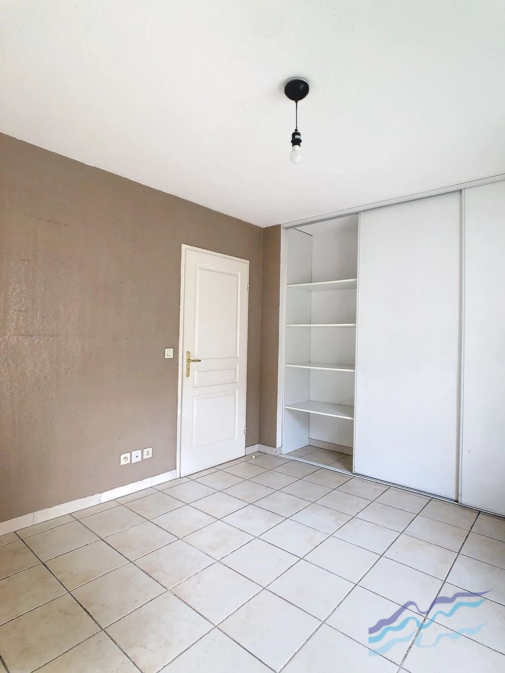 Achat appartement à vendre 3 pièces 58 m² - Grasse