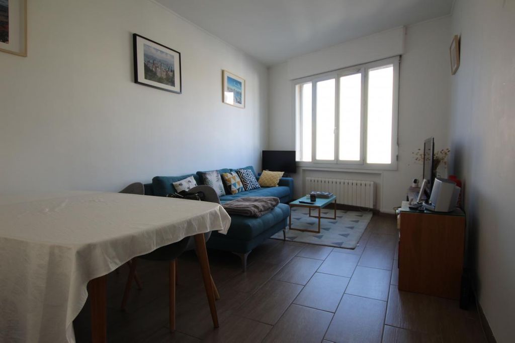 Achat appartement à vendre 2 pièces 53 m² - Marseille 8ème arrondissement