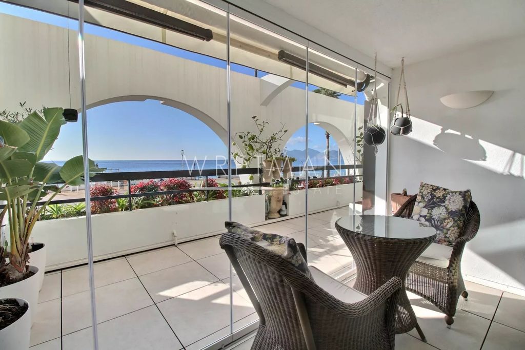 Achat appartement à vendre 4 pièces 72 m² - Cannes