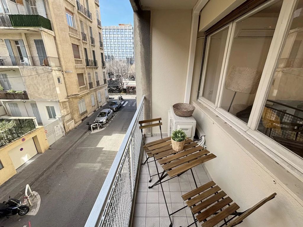 Achat appartement à vendre 3 pièces 62 m² - Marseille 8ème arrondissement