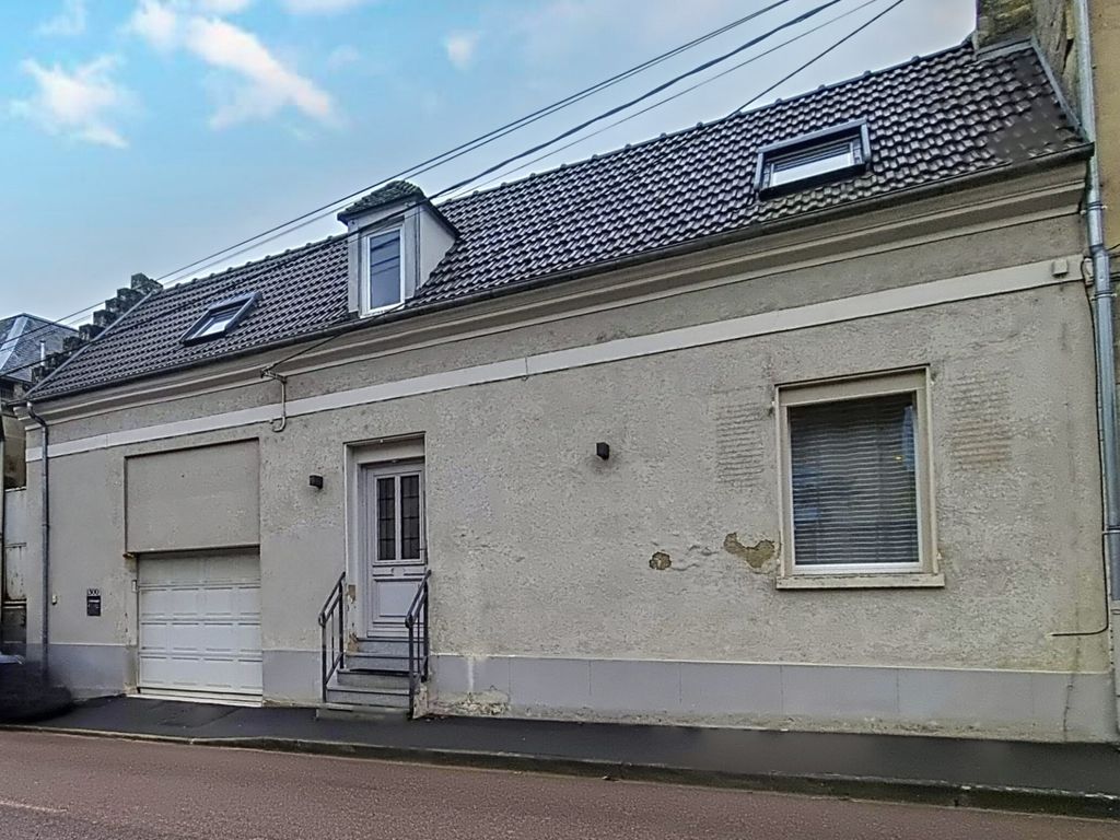 Achat maison à vendre 3 chambres 94 m² - Soissons