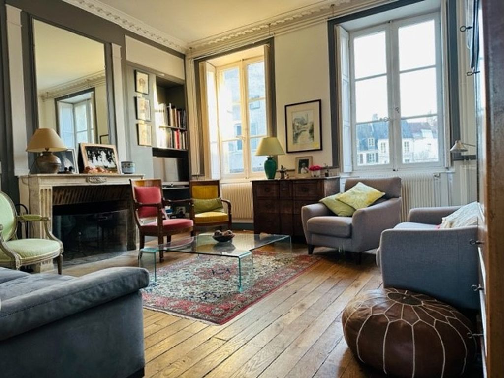 Achat appartement à vendre 6 pièces 162 m² - Bourges