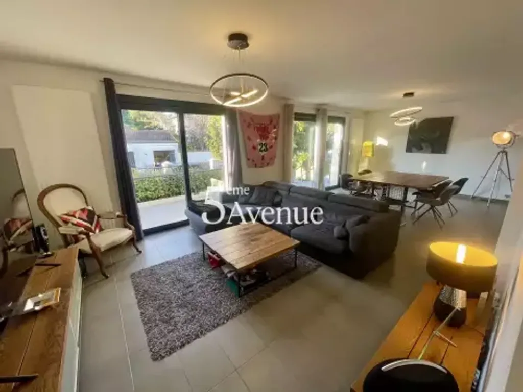 Achat maison à vendre 5 chambres 160 m² - Saint-Maur-des-Fossés