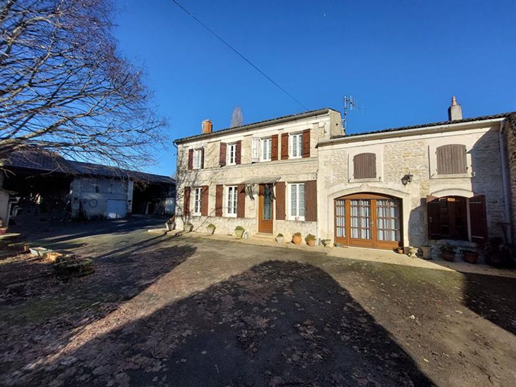 Achat maison à vendre 4 chambres 154 m² - Burie