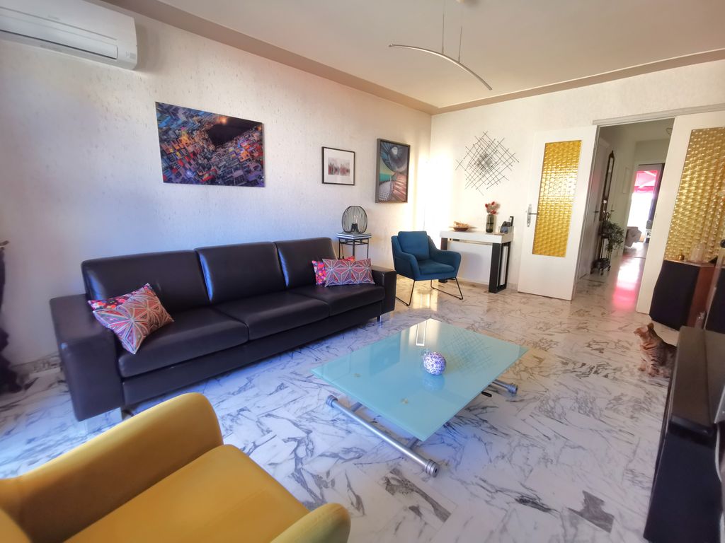 Achat appartement à vendre 3 pièces 72 m² - Nice