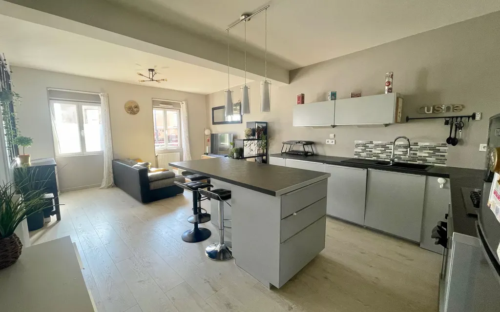 Achat appartement à vendre 4 pièces 66 m² - Lozanne