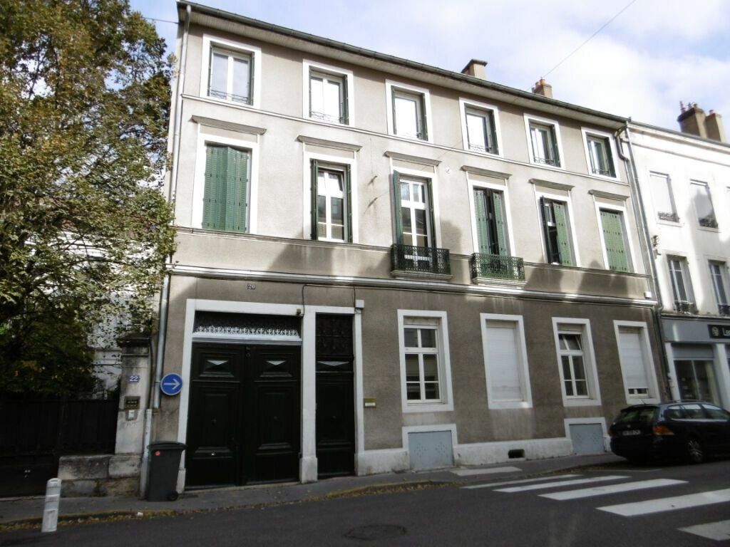 Achat appartement à vendre 4 pièces 130 m² - Chalon-sur-Saône