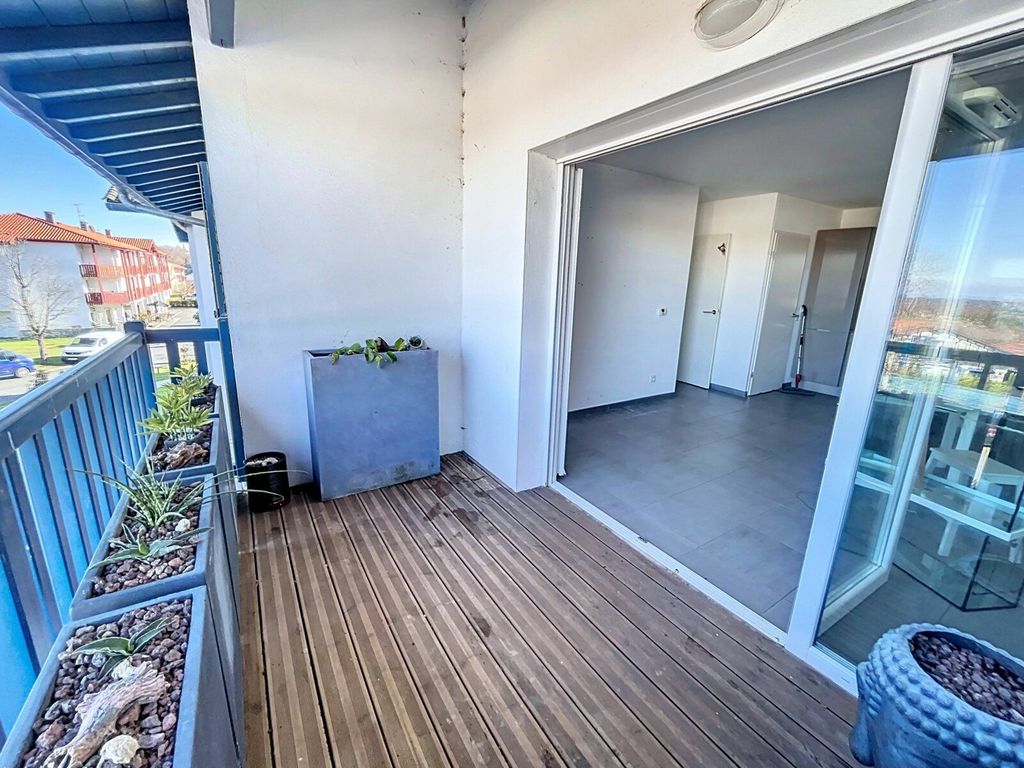 Achat appartement à vendre 3 pièces 62 m² - Mouguerre