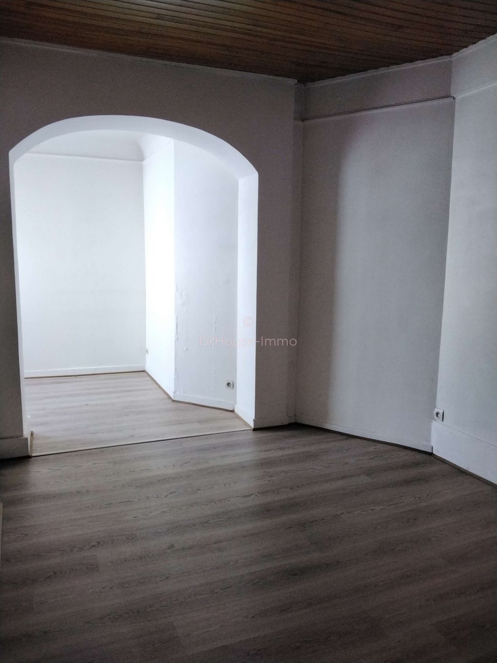 Achat studio à vendre 26 m² - Courbevoie