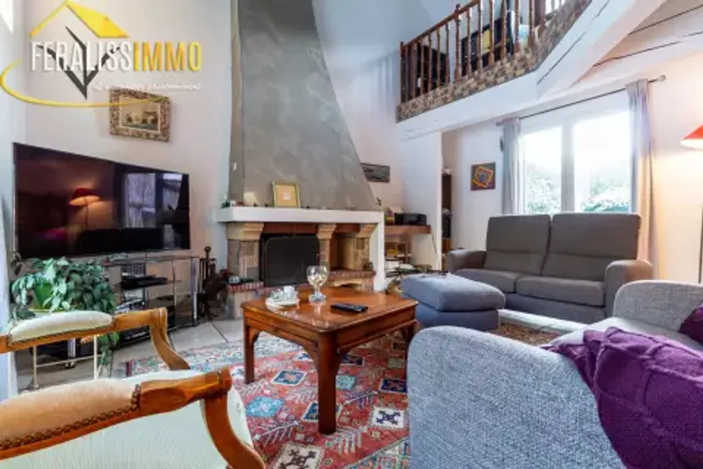 Achat maison à vendre 4 chambres 157 m² - Vauréal