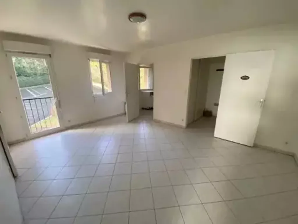 Achat appartement à vendre 2 pièces 40 m² - Épernon