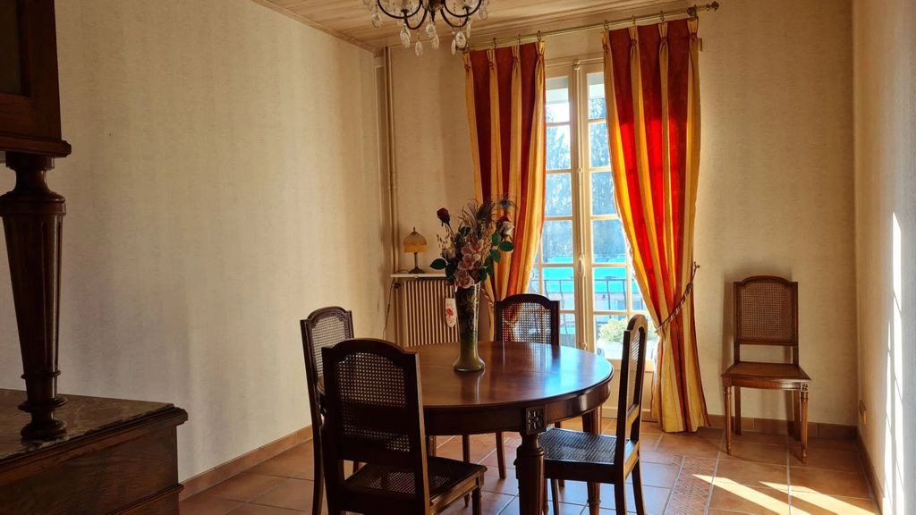 Achat maison à vendre 3 chambres 172 m² - Maintenon