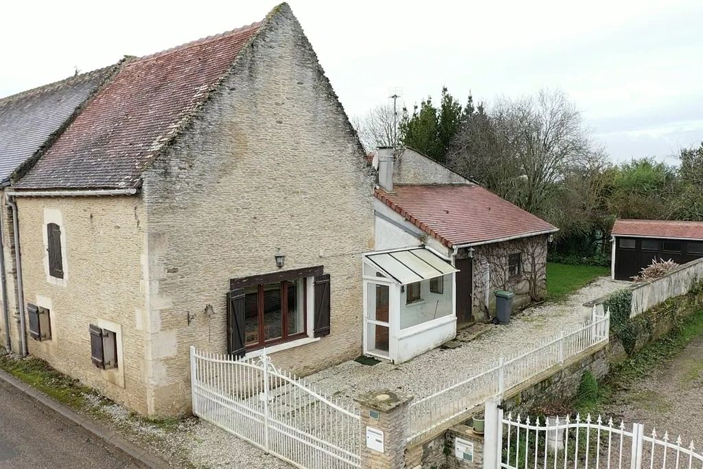 Achat maison à vendre 1 chambre 52 m² - Saint-Pierre-en-Auge