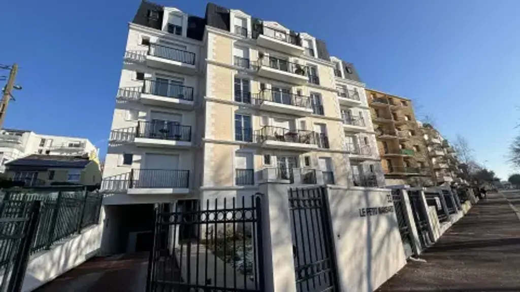 Achat appartement à vendre 4 pièces 87 m² - Gagny