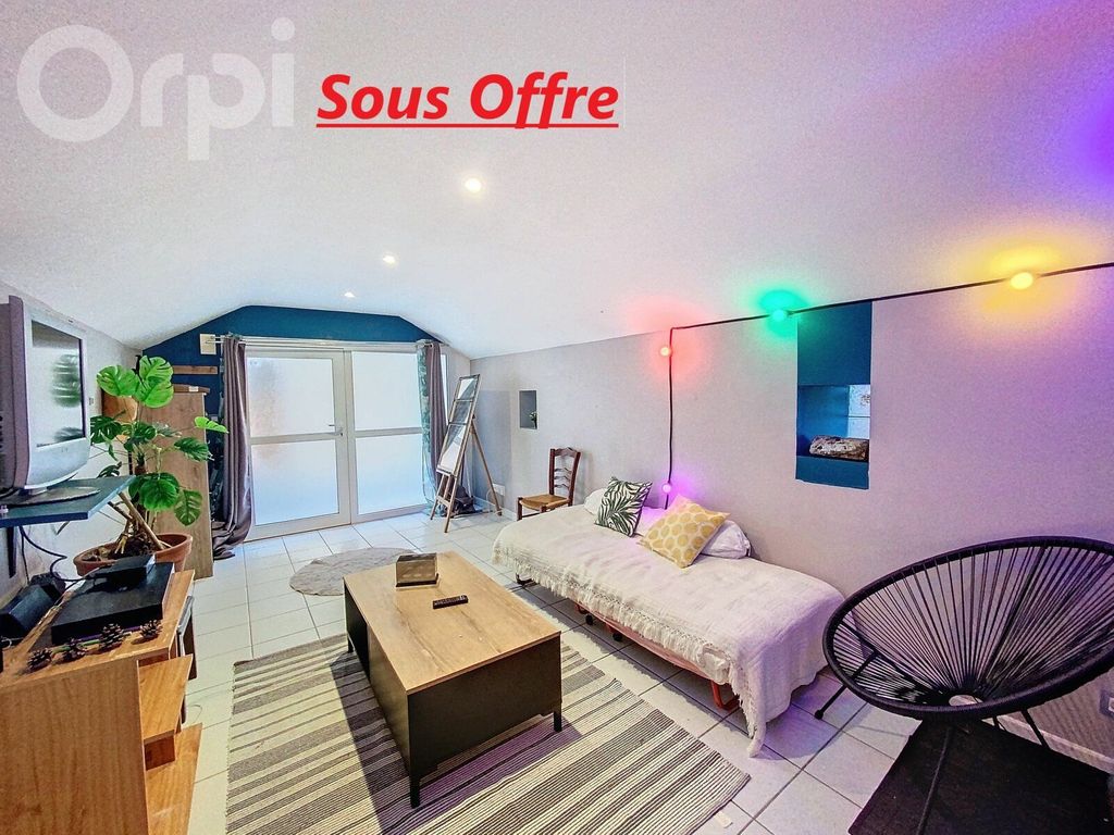 Achat maison à vendre 2 chambres 70 m² - Fourques