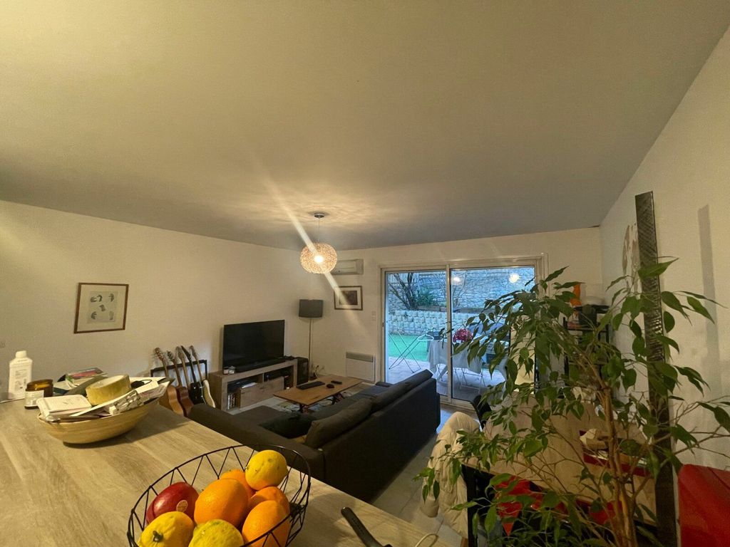 Achat appartement à vendre 2 pièces 48 m² - La Ciotat