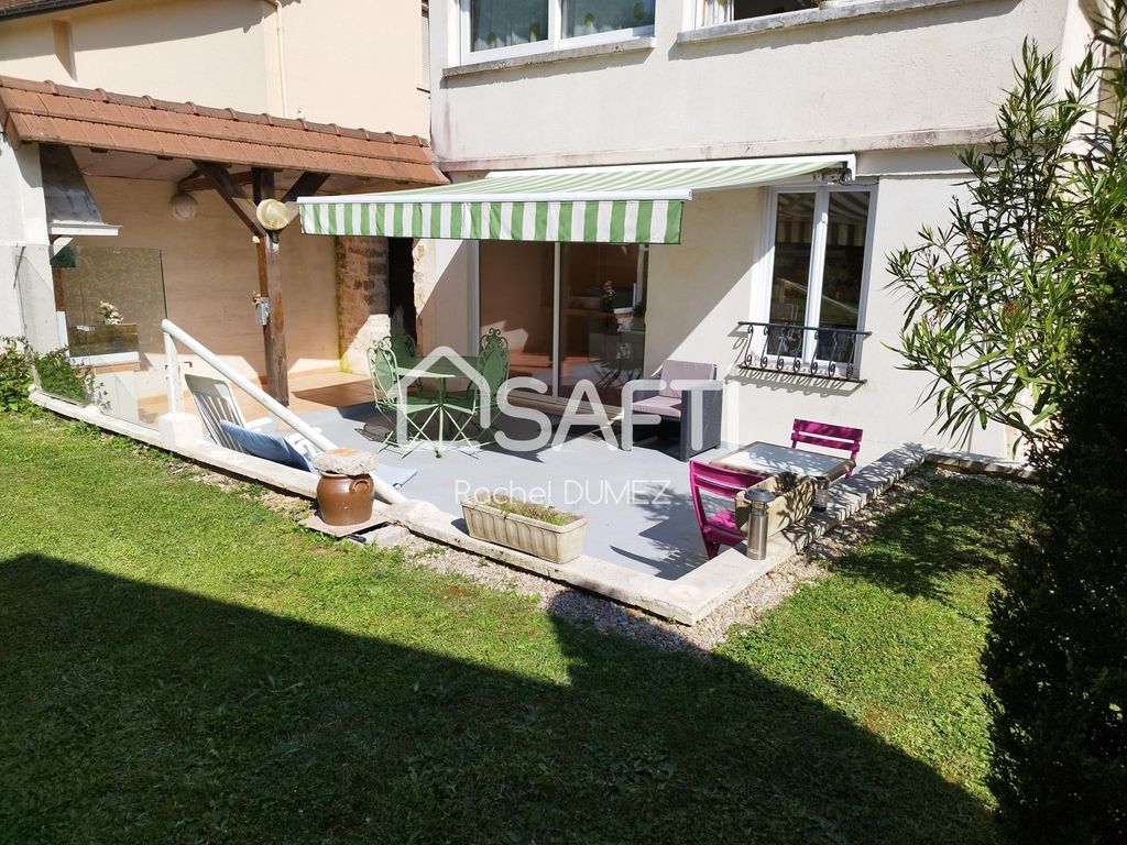 Achat maison à vendre 4 chambres 156 m² - Montbazens