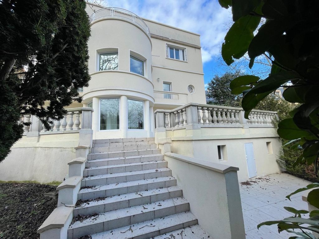 Achat maison à vendre 4 chambres 135 m² - Villennes-sur-Seine