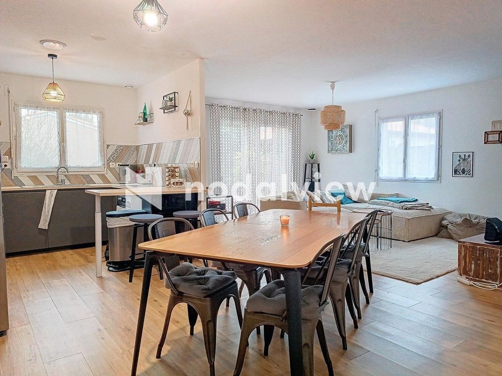 Achat maison à vendre 3 chambres 86 m² - Arbanats