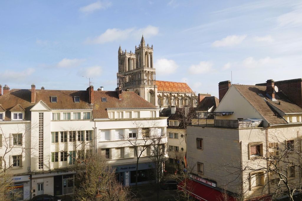 Achat appartement à vendre 3 pièces 71 m² - Mantes-la-Jolie