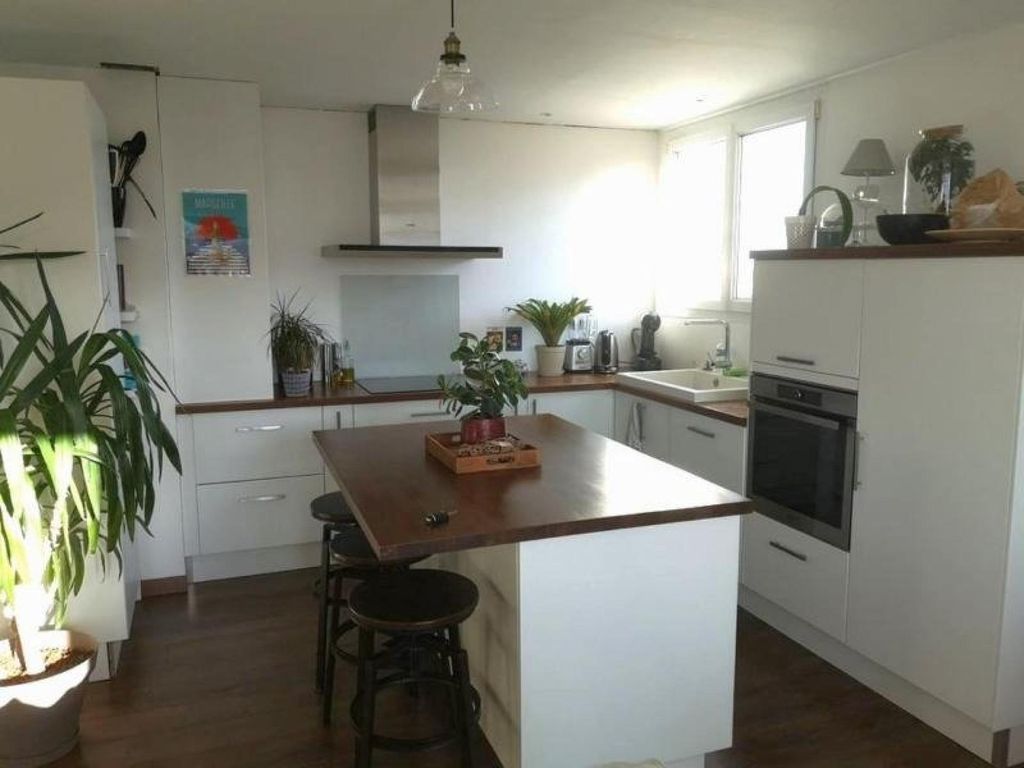 Achat appartement à vendre 4 pièces 88 m² - Saint-Cyr-sur-Loire