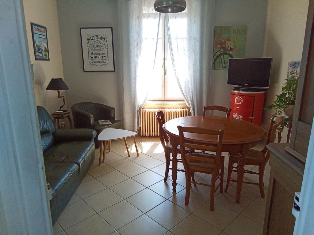 Achat maison à vendre 2 chambres 71 m² - Saint-Junien