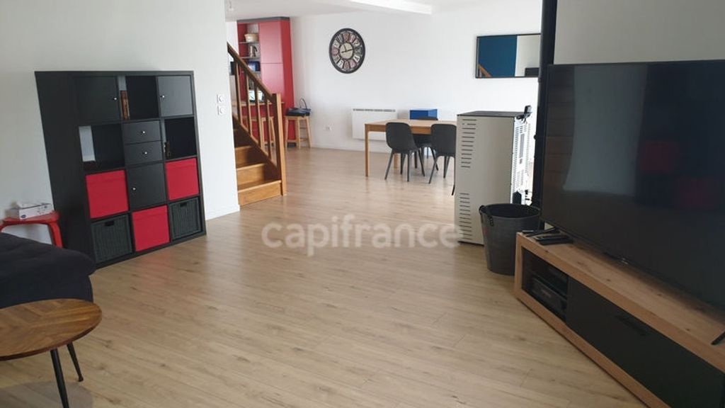 Achat maison à vendre 4 chambres 154 m² - Dole